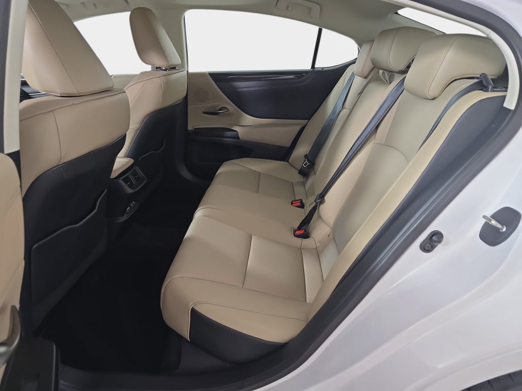 Used 2020 Lexus ES 350 w/ Premium Package FWD image 16