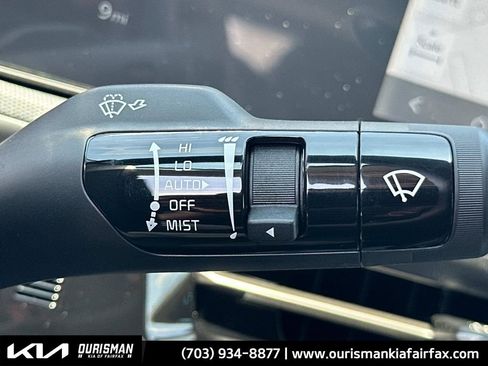 New 2025 Kia EV6 Light w/ Light LR Technology Package image 18