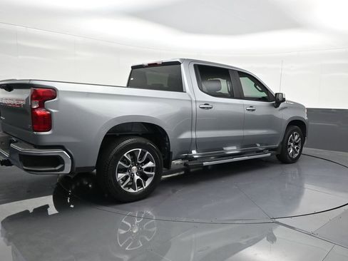 Used 2025 Chevrolet Silverado 1500 LT RWD image 5