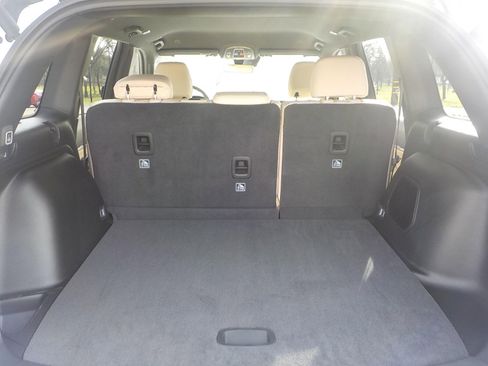 New 2026 Jeep Grand Cherokee Limited image 9