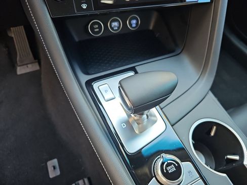 Certified 2026 Genesis G70 2.5T RWD image 21