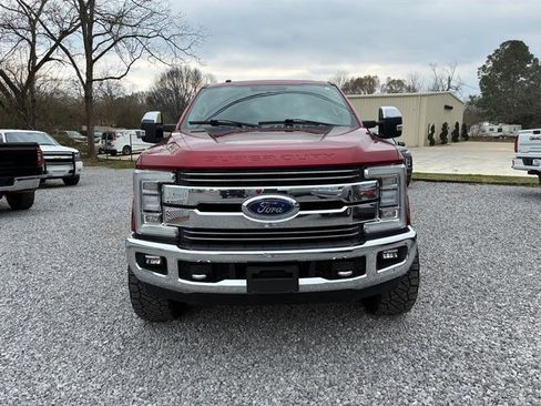 Used 2019 Ford F250 XLT w/ XLT Premium Package image 3