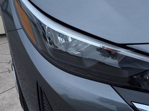 New 2025 Nissan Sentra S image 9