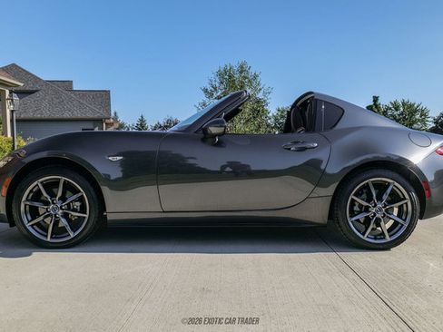 Used 2017 MAZDA MX-5 Miata RF Grand Touring RWD image 3