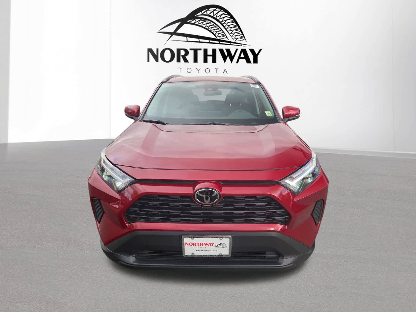 Used 2023 Toyota RAV4 XLE w/ Convenience Package AWD/4WD image 8