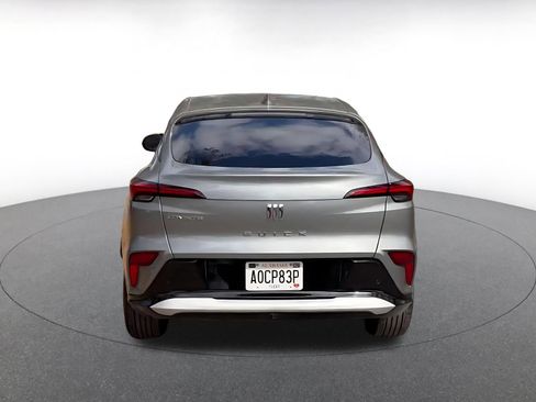 Used 2025 Buick Envista Sport Touring image 18