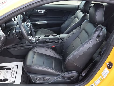 Used 2022 Ford Mustang GT Premium w/ Equipment Group 401A RWD image 20