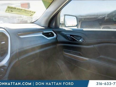 Used 2021 GMC Acadia SLE image 15