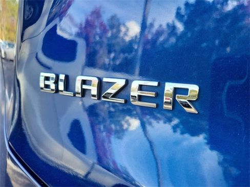 Used 2022 Chevrolet Blazer LT image 8