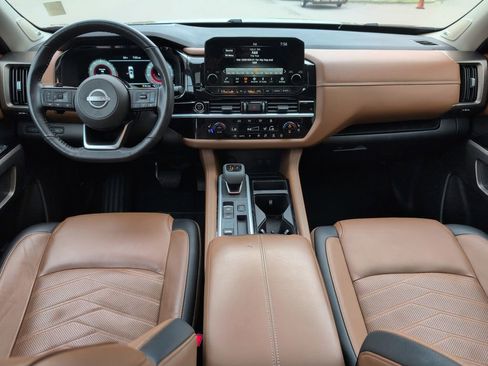 Used 2024 Nissan Pathfinder Platinum w/ Cargo Package FWD image 27