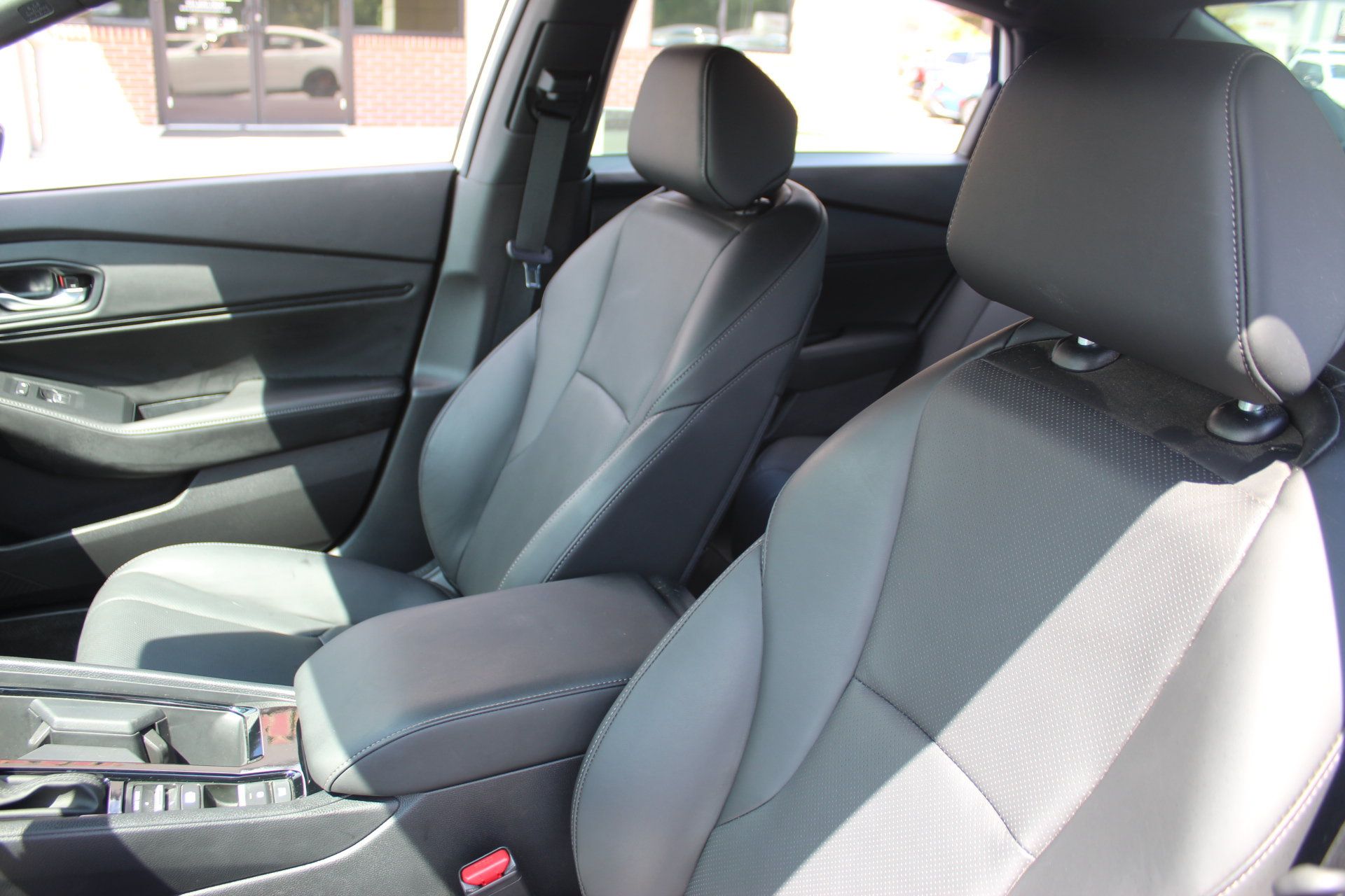 Used 2025 Honda Accord Sport image 14