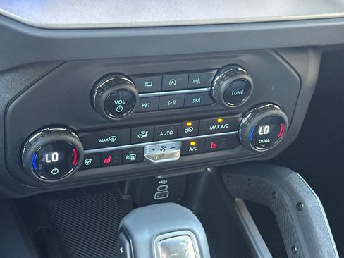 New 2026 Ford Bronco Outer Banks w/ Sasquatch Package AWD/4WD image 21