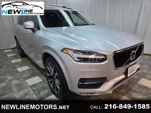 Used 2018 Volvo XC90 T6 Momentum w/ Convenience Package image 1