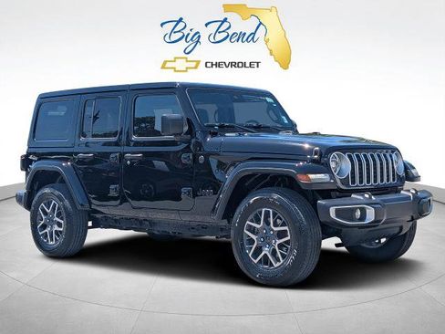 Used 2025 Jeep Wrangler Unlimited Sahara AWD/4WD image 1