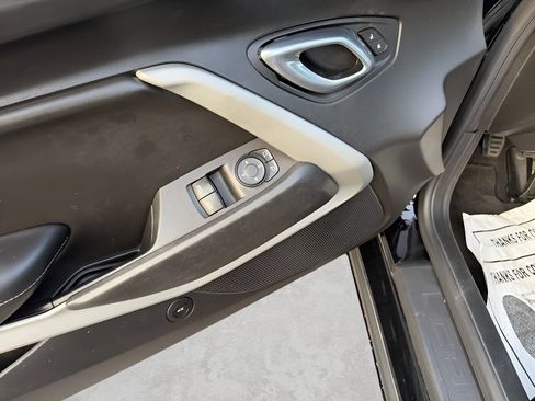 Used 2018 Chevrolet Camaro LS RWD image 13
