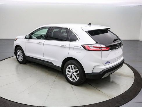 Certified 2022 Ford Edge SEL w/ Convenience Package image 6