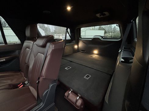 Used 2023 Ford Expedition Max Limited image 25