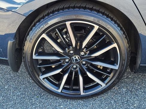 Used 2024 Honda Accord Touring image 33