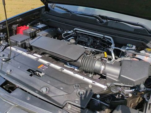 Used 2026 Chevrolet Colorado W/T w/ Advanced Trailering Package RWD image 25