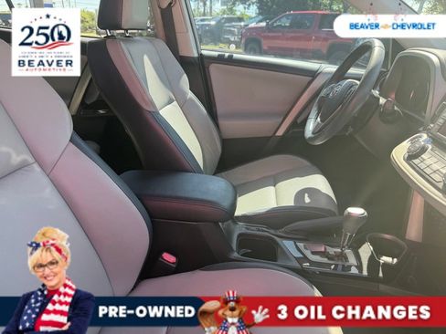Used 2016 Toyota RAV4 Limited AWD/4WD image 11