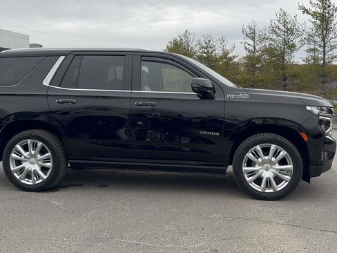 Used 2021 Chevrolet Tahoe High Country w/ Premium Package image 4