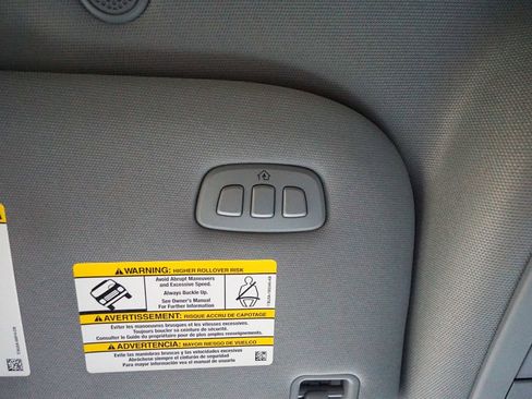 Used 2023 Ford F250 Lariat w/ Black Appearance Package image 36