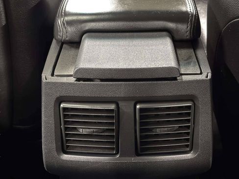 Used 2010 Dodge Challenger R/T RWD image 20