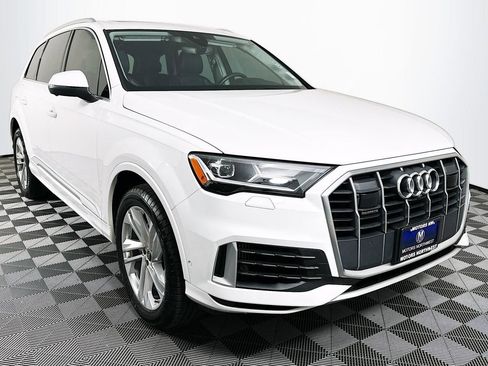 Used 2023 Audi Q7 3.0T Premium Plus AWD/4WD image 30