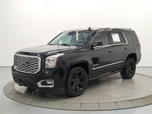 Used 2019 GMC Yukon Denali image 3