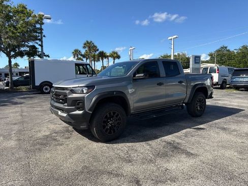 New 2026 Chevrolet Colorado Trail Boss AWD/4WD image 2