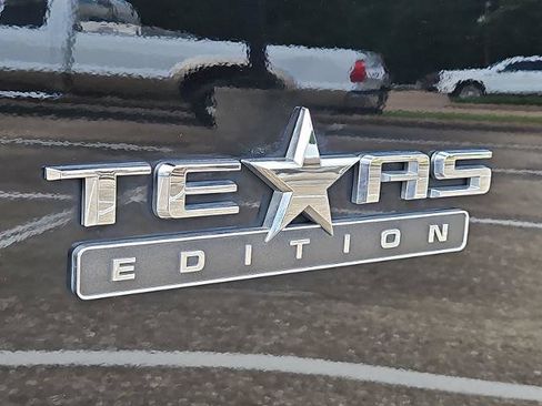 Certified 2024 Chevrolet Silverado 2500 LT w/ Texas Edition AWD/4WD image 27
