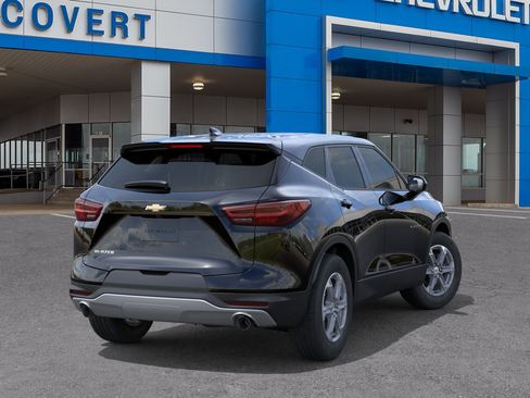 New 2026 Chevrolet Blazer LT FWD image 4