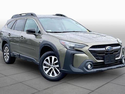 Used 2023 Subaru Outback Premium AWD/4WD image 2
