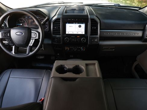 Used 2019 Ford F250 XLT w/ Snow Plow Prep Package AWD/4WD image 2