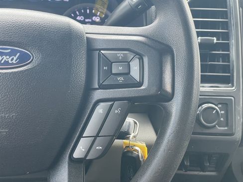 Used 2019 Ford F350 XLT w/ XLT Premium Package AWD/4WD image 28