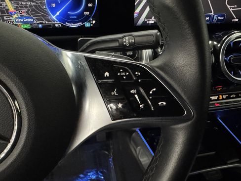 Certified 2024 Mercedes-Benz EQB 300 4MATIC image 27