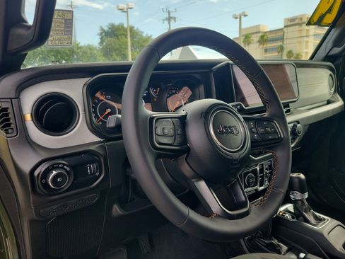 Used 2024 Jeep Wrangler Sport S image 14