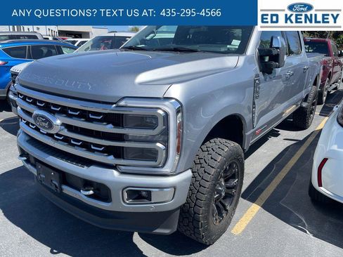 Used 2024 Ford F350 Platinum w/ FX4 Off-Road Package AWD/4WD image 2