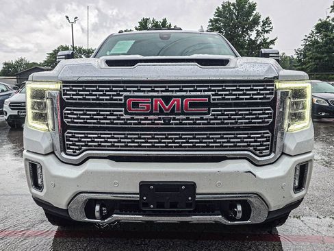 Used 2021 GMC Sierra 2500 Denali w/ Denali Ultimate Package AWD/4WD image 2