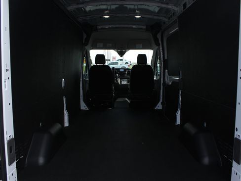 New 2025 Ford Transit 250 148 Medium Roof w/ Load Area Protection Package image 9