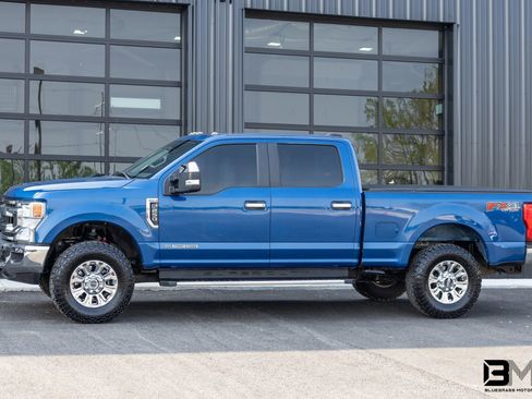 Used 2022 Ford F250 XL w/ STX Appearance Package image 3