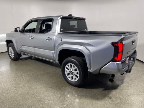 Certified 2024 Toyota Tacoma SR5 image 5