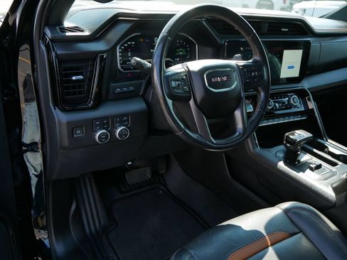 Certified 2022 GMC Sierra 1500 AT4 w/ AT4 Premium Package AWD/4WD image 14