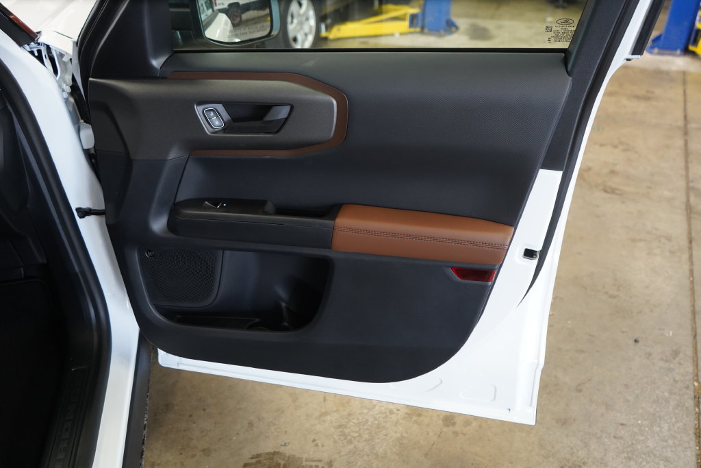 New 2026 Ford Bronco Sport Outer Banks w/ Outer Banks Tech Package+ AWD/4WD image 20
