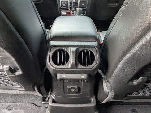 Used 2023 Jeep Wrangler Unlimited Rubicon 392 w/ Xtreme Recon 35" Tire Package AWD/4WD image 20