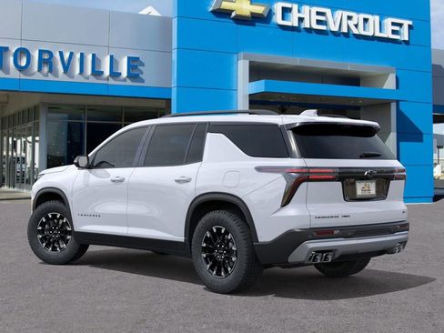 New 2026 Chevrolet Traverse Z71 w/ Enhanced Driving Package image 3