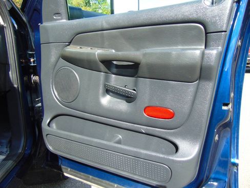 Used 2004 Dodge Ram 3500 Truck SLT w/ Trailer Tow Group image 49