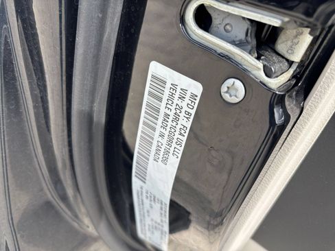 Used 2024 Chrysler Voyager LX FWD image 30