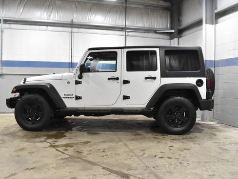 Used 2014 Jeep Wrangler Unlimited Sport image 19