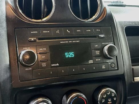 Used 2016 Jeep Patriot Sport FWD image 12